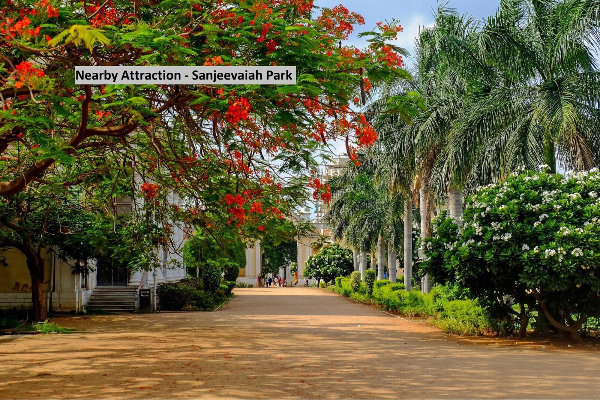 โอโย 26883 วสุนธรา เกสต์เฮาส์ Secunderabad ภายนอก รูปภาพ